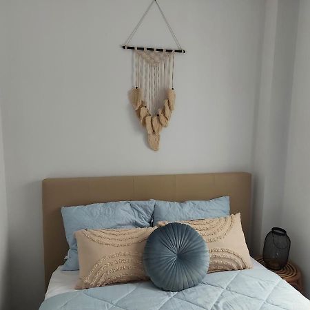אל קאמפיו Apartamento En Residencial Con Piscina מראה חיצוני תמונה