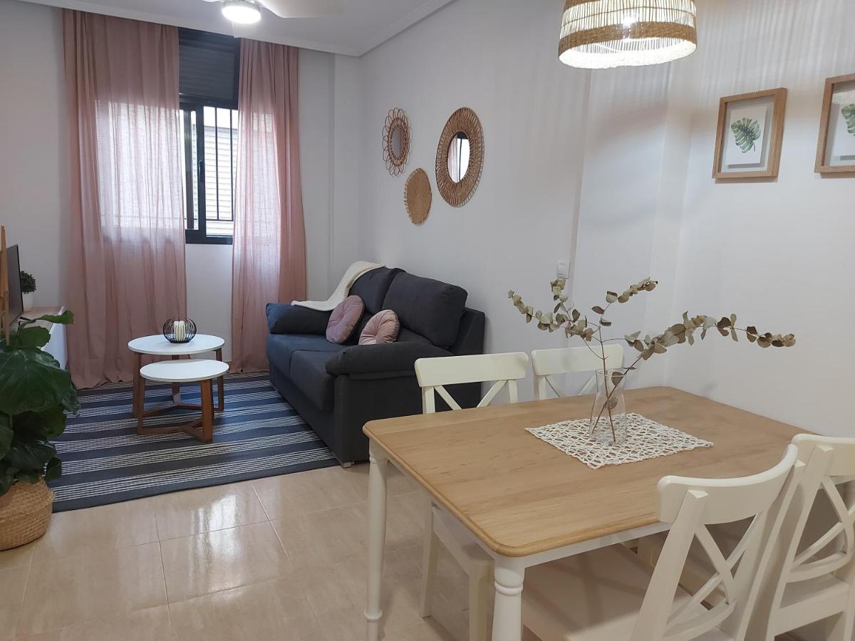 אל קאמפיו Apartamento En Residencial Con Piscina מראה חיצוני תמונה