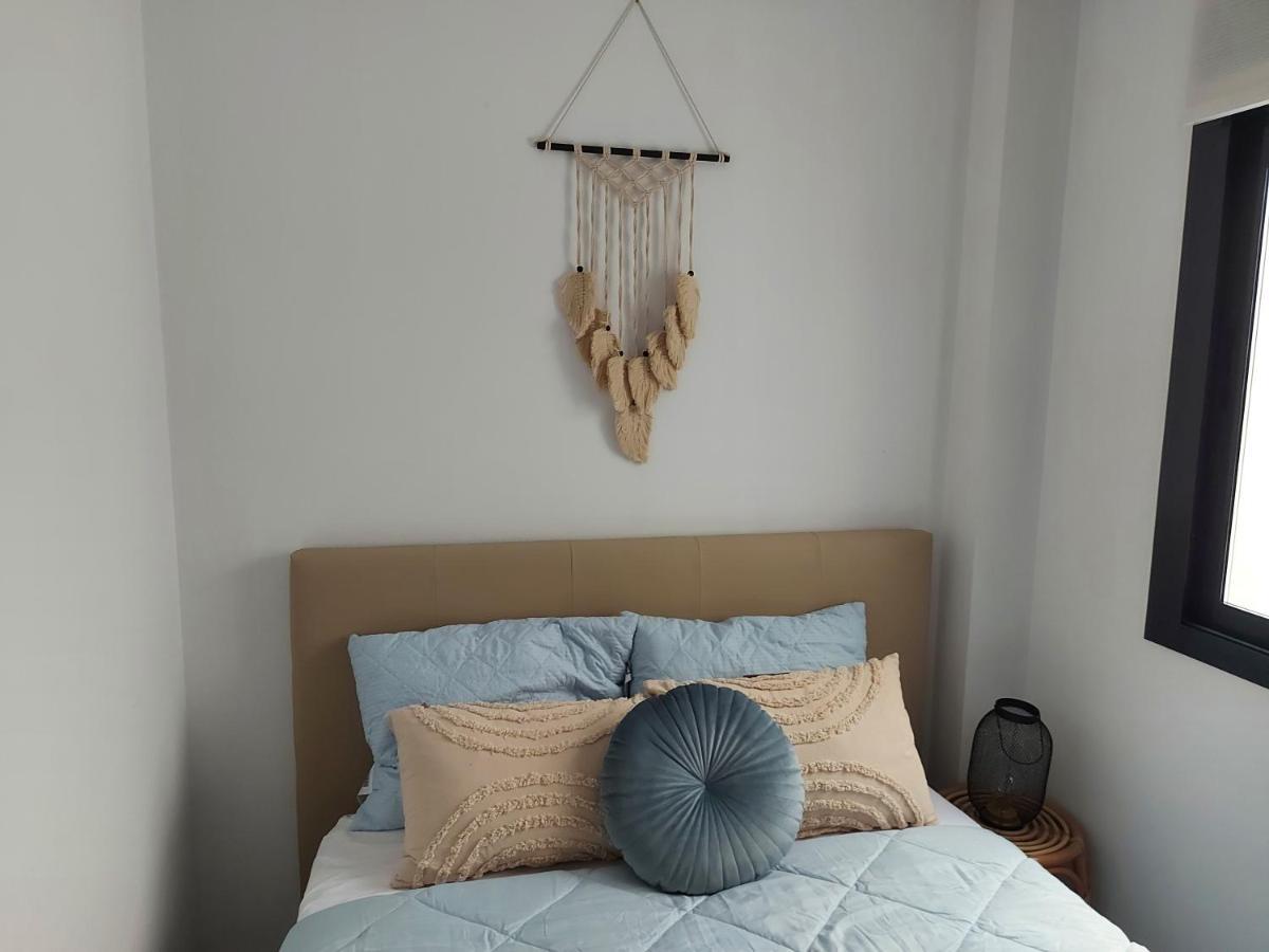 אל קאמפיו Apartamento En Residencial Con Piscina מראה חיצוני תמונה