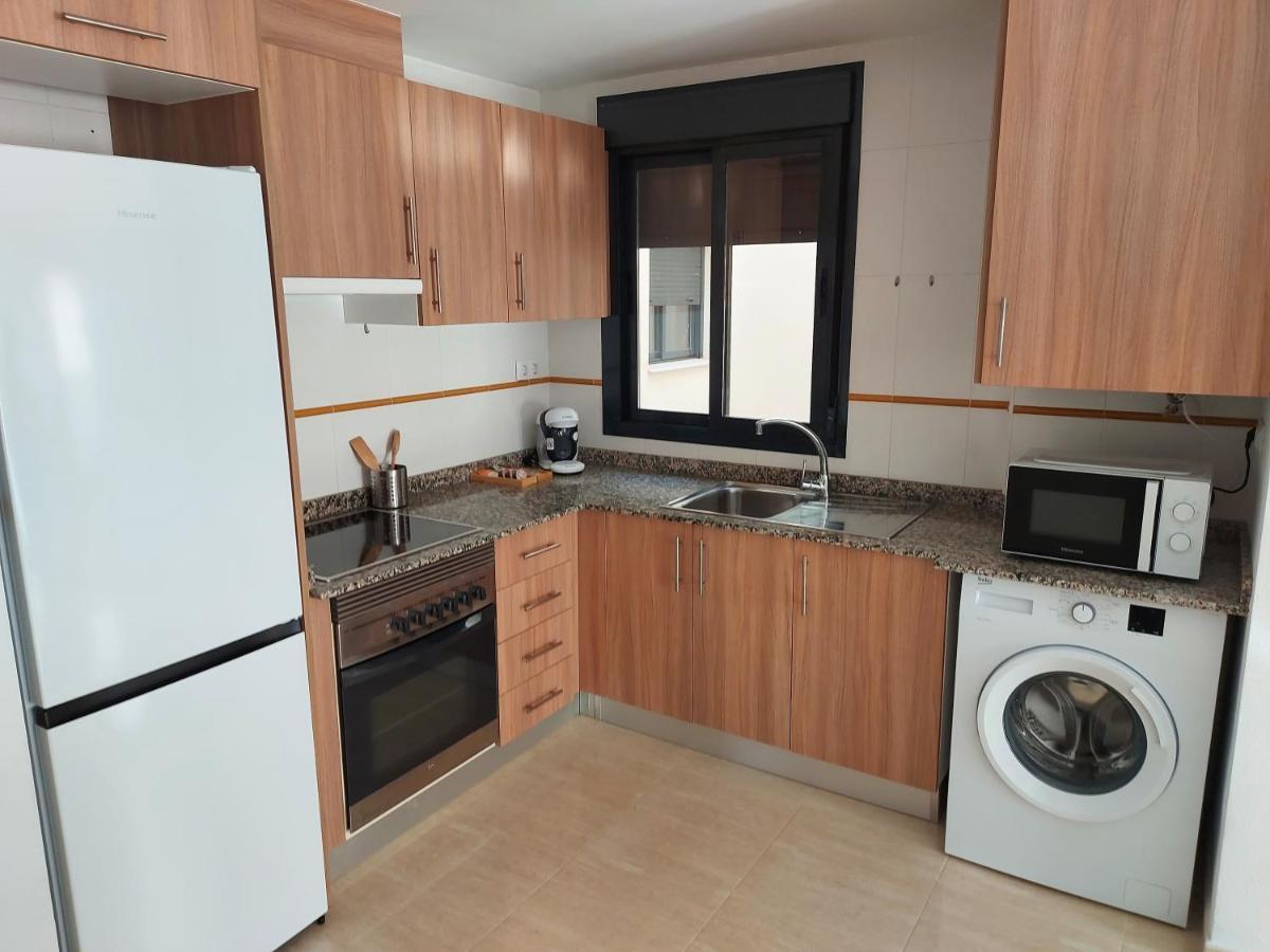 אל קאמפיו Apartamento En Residencial Con Piscina מראה חיצוני תמונה