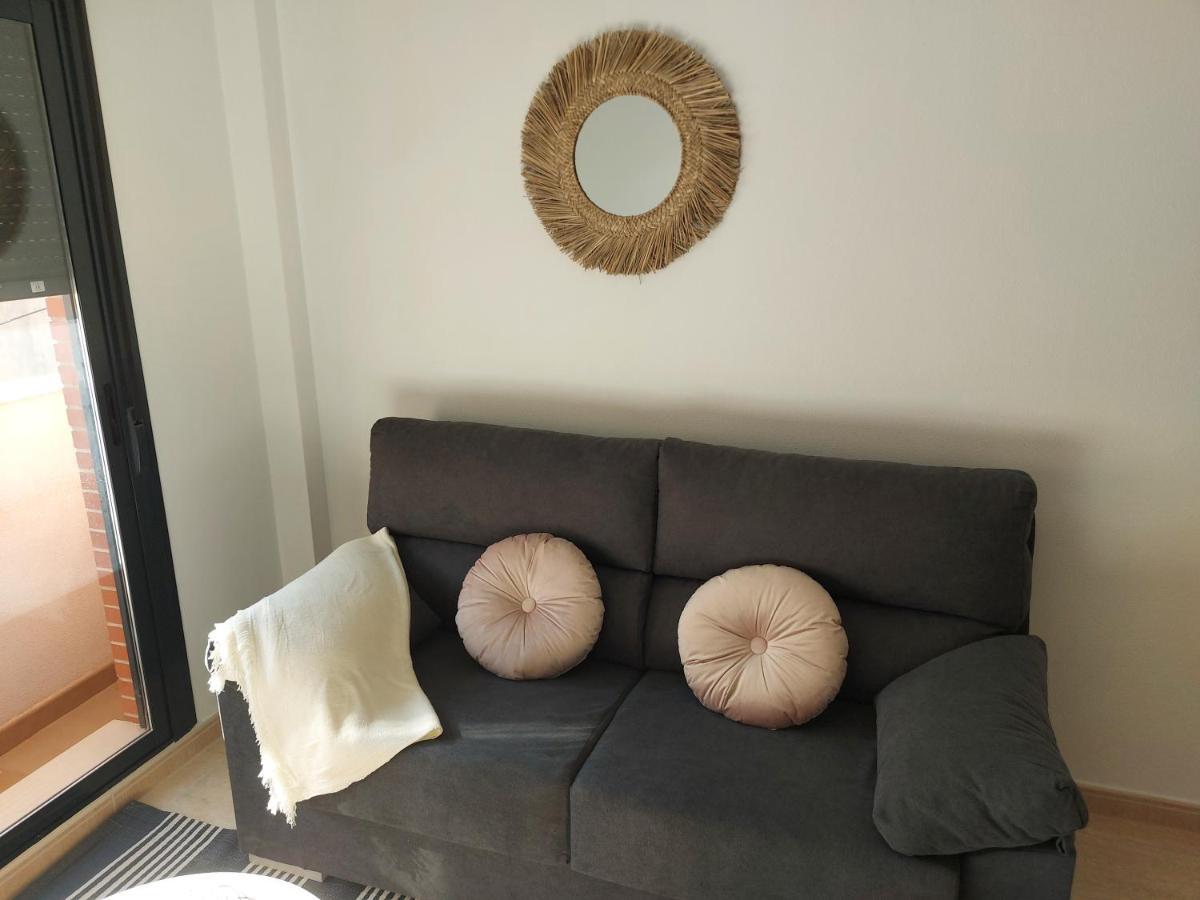 אל קאמפיו Apartamento En Residencial Con Piscina מראה חיצוני תמונה